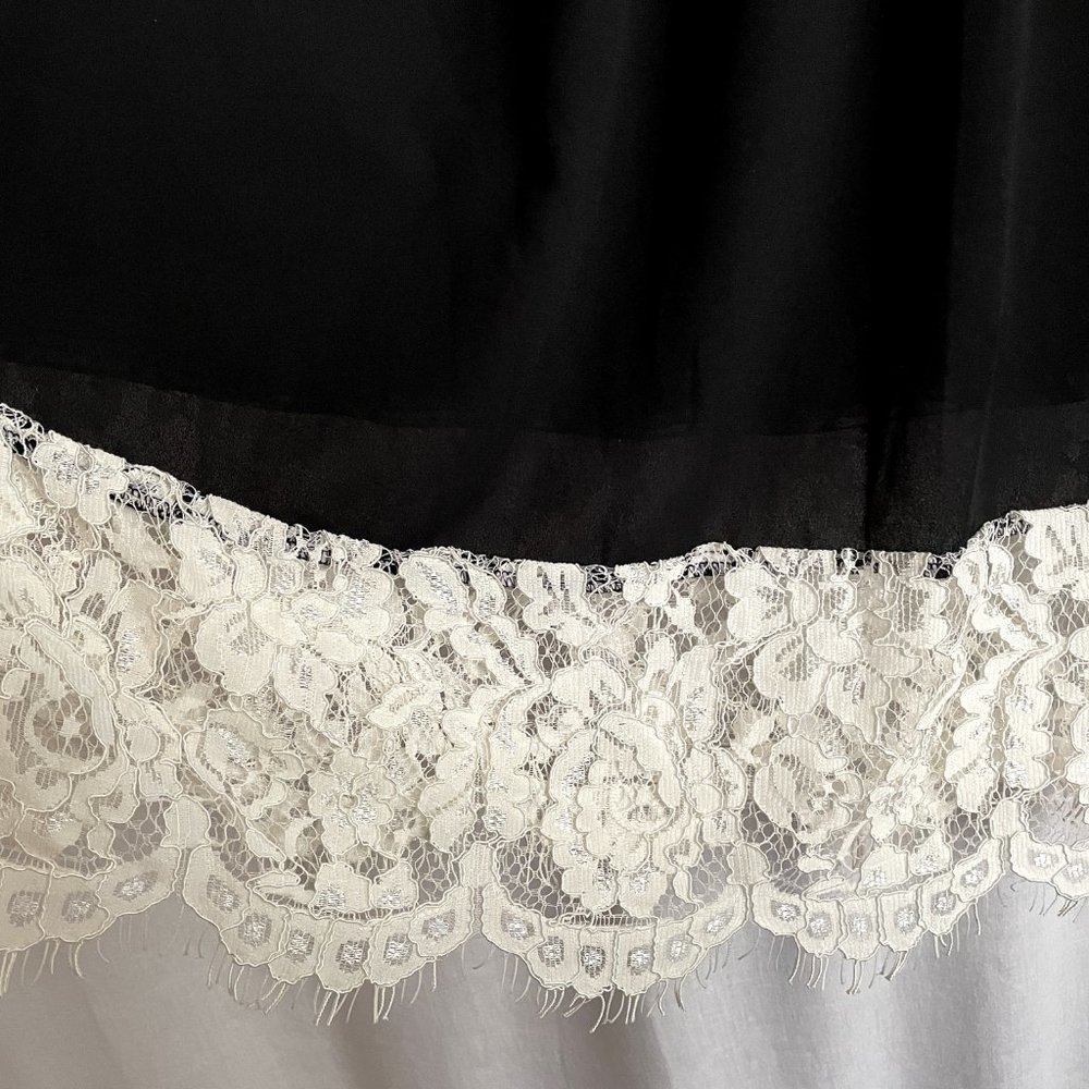 Eloquii women's black chiffon blouse with off-white lace. New NWT. Size 16 - Picture 2 of 5